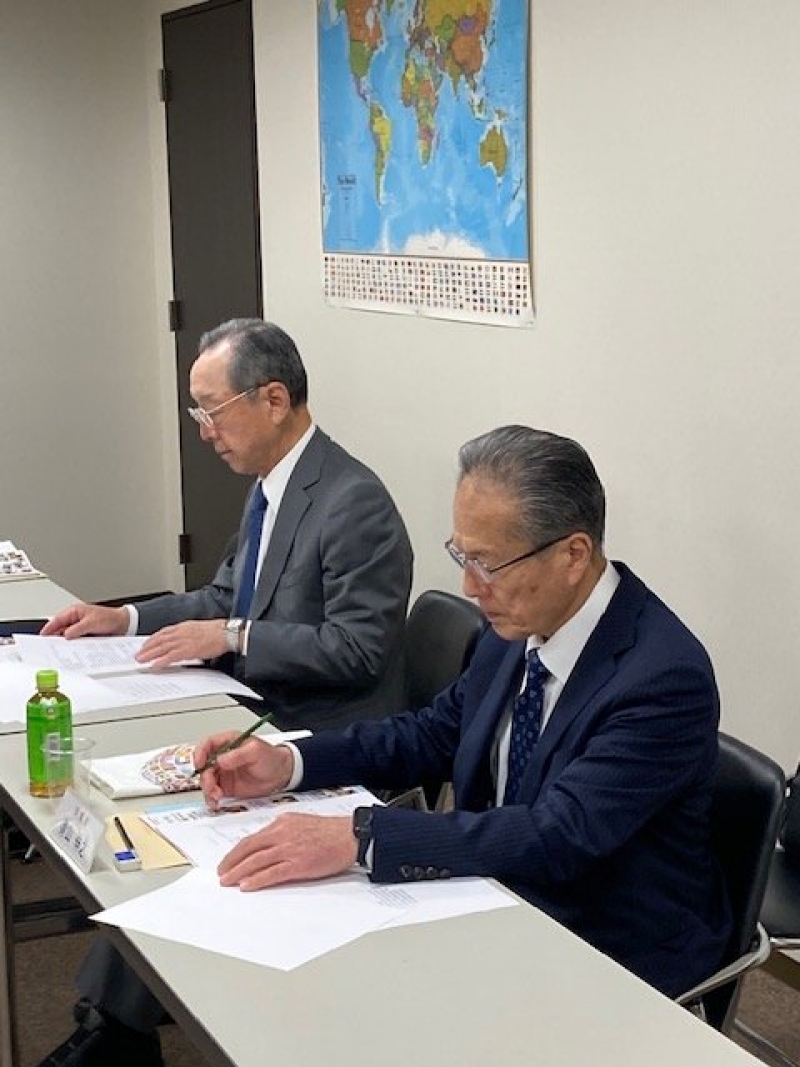 04e703f5-88e1-4039-b439-ecccf03aefdd